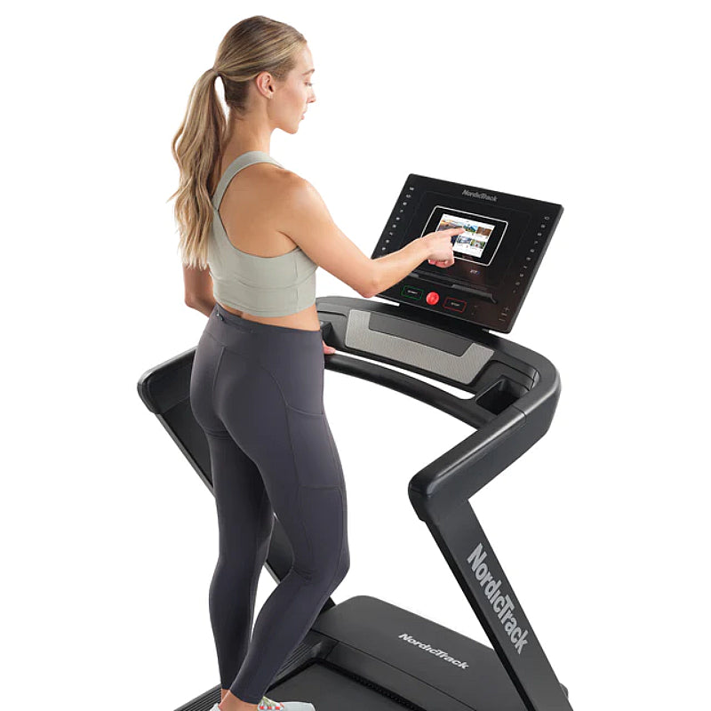 NordicTrack - NEW EXP 7i Treadmill